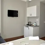 Ar Hotel